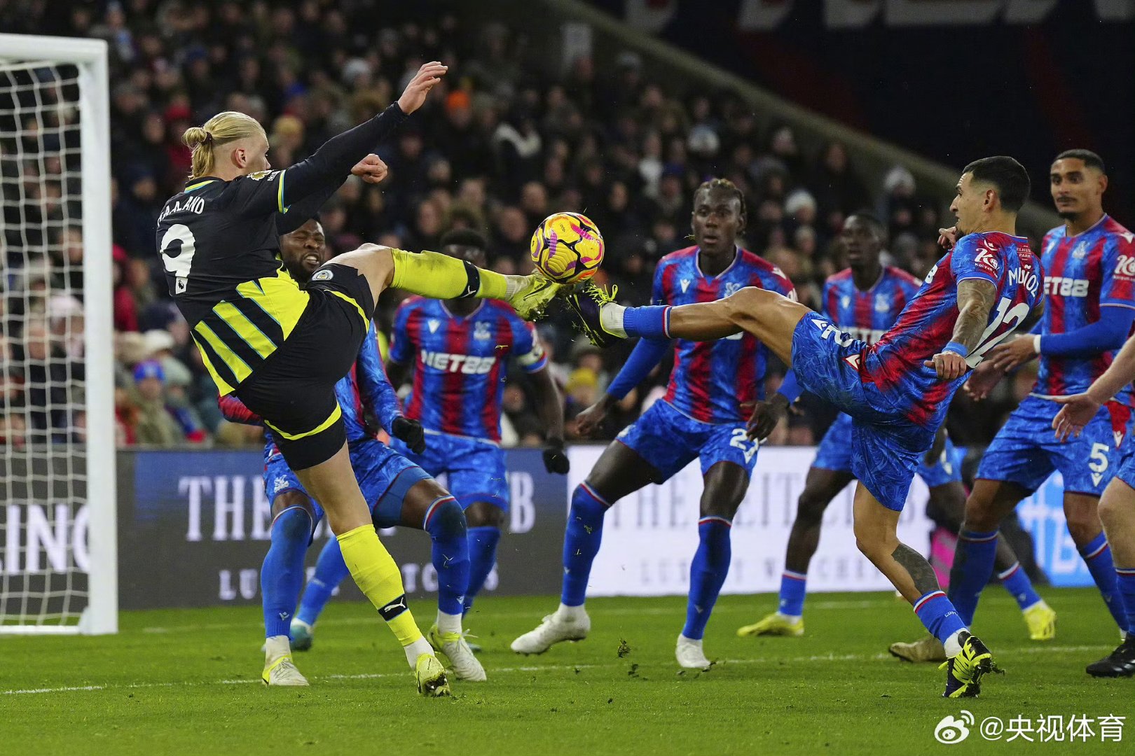 爱游戏体育-窗口期突围战来临；曼联围绕欧超杯迎来里程碑；媒体盛赞；赛程密集仍需轮换(fnm1930轻机枪和捷克式)